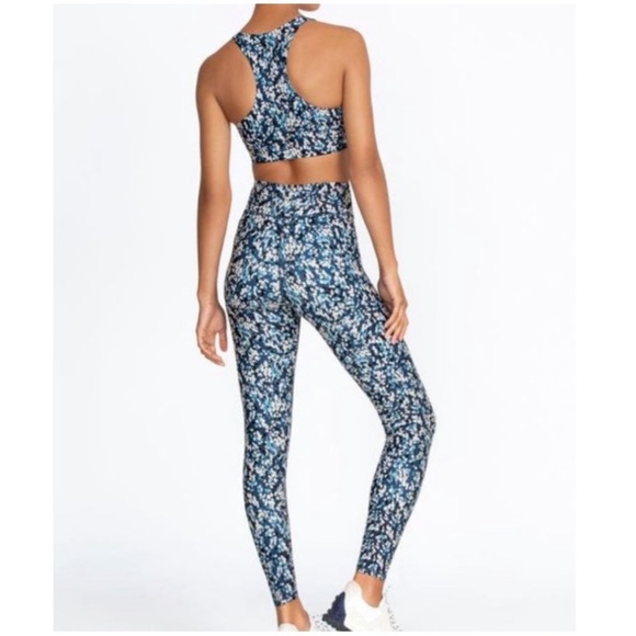 Johnny Was Calme 2X Workout Set Endurance High Waist/Removable cups bra - Picture 2 of 9